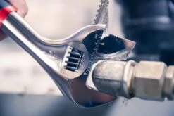 Facom 101.8GR Adjustable Spanner Wrench With Reversible Jaw 8" (200mm) 7 Facom 101.8GR Adjustable Spanner Wrench With Reversible Jaw 8" (200mm) -Home Tools Sale 101.8GR 2 scaled 1