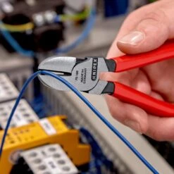 Knipex 70 01 160 Diagonal Side Cutter Pliers (Snips) 160mm -Home Tools Sale 70 01 160 2 scaled 1